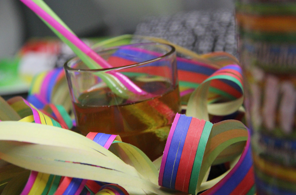 idealkeittiot's tweet image. Värikästä vappua! #vappu2014 #sima #serpentiini