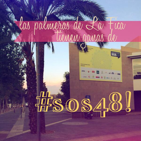 SOS48Festival's tweet photo. ¡48 horas para que las palmeras bailen a ritmo de #sos48! Mañana a partir de las 19H00 podréis canjear las pulseras! http://t.co/D0OlW486Ig