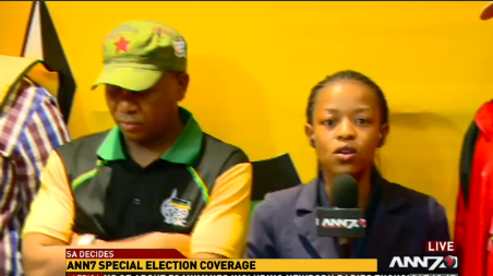 AfroVoiceNews's tweet photo. @Moleboo talking to @MyANC_ @MbalulaFikile @_cosatu #MayDay2014 rally #TheGoodStory @Zwelinzima1 @ANCLimpopo http://t.co/5CUTmT1rY6