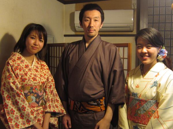 ট ইট র 伊達着物衆 仙台国際交流協会というところから 伊達着物衆の取材を受けました 伊達着物衆インターナショナル部というのがあるので 部長のアメリカ人グレンやタイ人女子らに取材に応じてもらいましたよ 写真はグレンいなくてorzだけど Http T