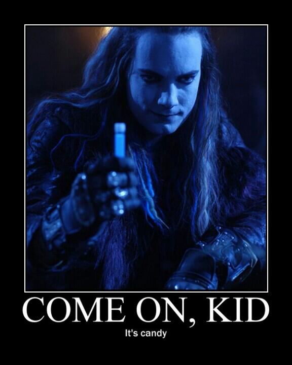 @cor_ruptor *leaves you candy in little glass vials then pelvic thrusts away, purring a low "Happy  Birthdayyyy"*