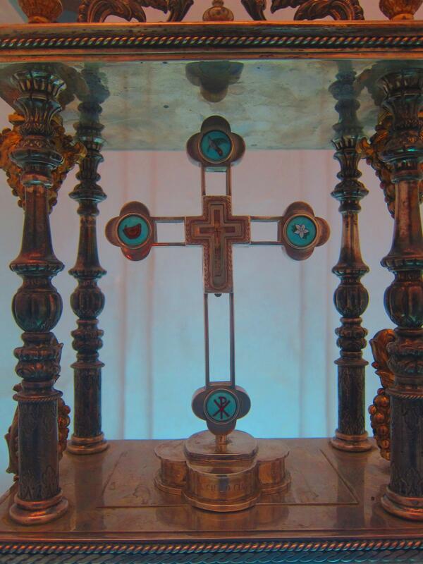 La autenticidad del Lignum Crucis de #Ulea fue certificada por el obispo de Cartagena en 1947. ¡Fiestas Vera Cruz!