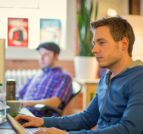 Shopify's tweet photo. Shopify is growing and we’re looking for talented people to help us make commerce better » http://t.co/HYDTMUdEtV http://t.co/zcJ1c46Tfw