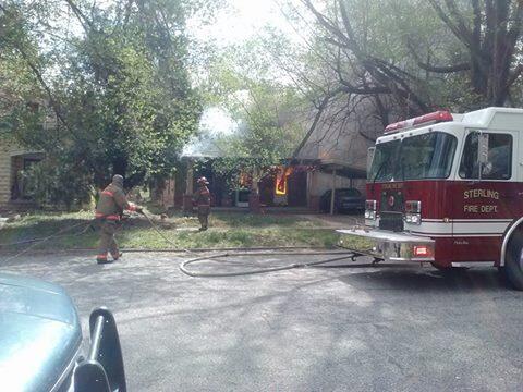 SterlingKansas's tweet photo. @SterlingKansas FD responds to fire on N.6th on April 30, 2014,10:17a.m. Fire contained in minutes. Resident escaped. http://t.co/qp1WGi28rs