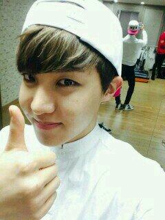 xjinann's tweet photo. ohokk“@92yooaxra: BIAS GUE NIH "@Limited_4RP: MAIN YOKK #PICKURBIAS (/‾▿‾)/(/‾▿‾)/" http://t.co/H24t4WlV0U”