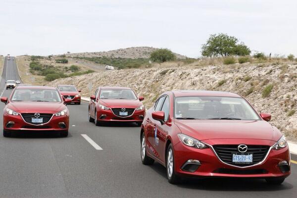 mintcreativelab's tweet photo. Felicidades a @MazdaOficial las redes dicen que el #Mazda3Tour está siendo un #ExitoTotal http://t.co/9VivP6uc7h