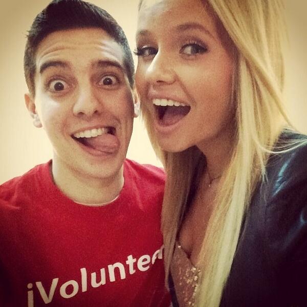 zjsvibes's tweet photo. @allisimpson with the director and founder of #CountMeInToronto, @ShaneFeldman! http://t.co/J13xGitsqt