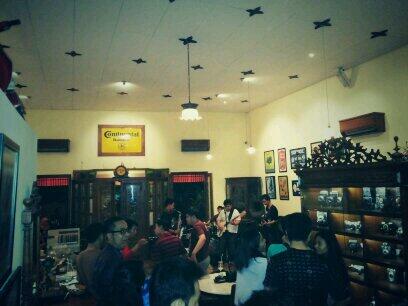 Asiik bgt acara nya asik bgt tempat nyaa. <a href="/JAZZNGiSORiNGiN/">Jazz Ngisoringin SMG</a>