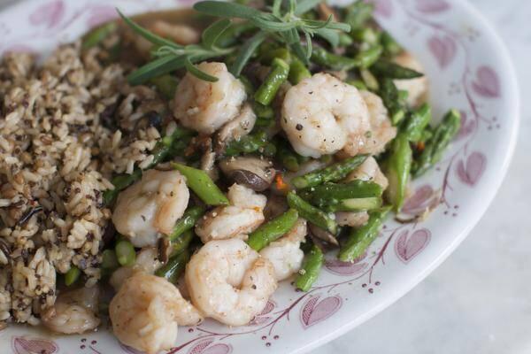 dallasnews's tweet photo. Recipe: Simple stir-fry makes asparagus the main event http://t.co/W30CnHRymA http://t.co/aUqEXdDkpg