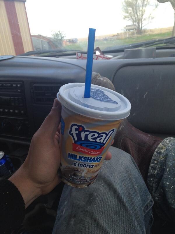 floorman_dave's tweet photo. Anybody know where I can find some more of these around Kearney? They are the bomb. #f'real #mymilkshake http://t.co/fEEmCSu8vd