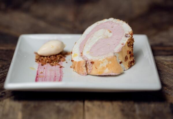 BrandDialogueUK's tweet image. A very tasty Proscuitto di Parma #dessert: Meringue Roulade with Candid Parma Ham pieces! #CookWithParmaHam