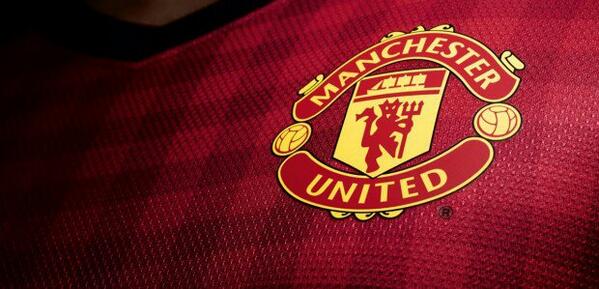 opleino's tweet image. Punaista #vappua. #mufc #serpentiini #ilmapallo