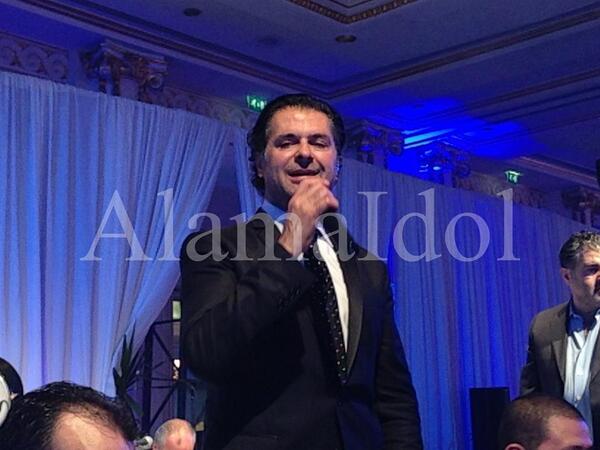 RaghebAlamaNews's tweet photo. سعادة #السفير #السوبرستار #راغب_علامة يحيى حفل زفاف أسطوري بـ أحد الفنادق الكبرى بـ #الإسكندرية الخميس الماضي
#Pic40 http://t.co/mNgqaaQOq1