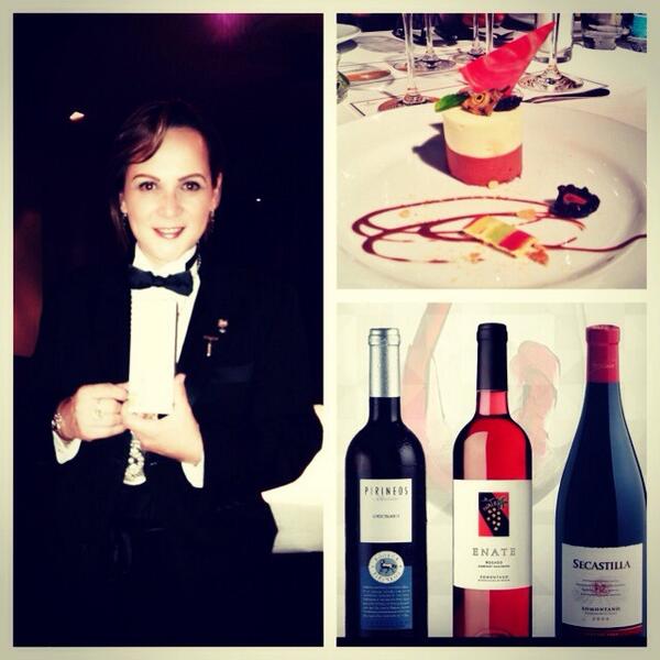 ginasommelier's tweet photo. Gracias amigos Twitteros por una noche especial en @Gloutonnerie @Cooleysommelier @sabormexico  @DOSomontano http://t.co/riYR9UVW5o