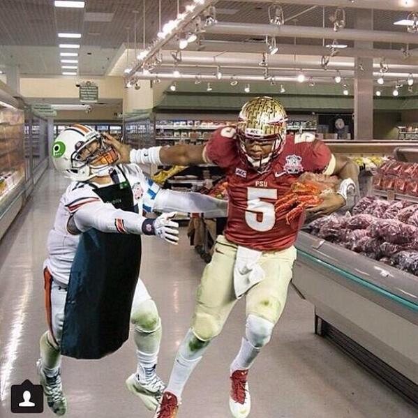 These Jameis Winston pics have my dying!! 