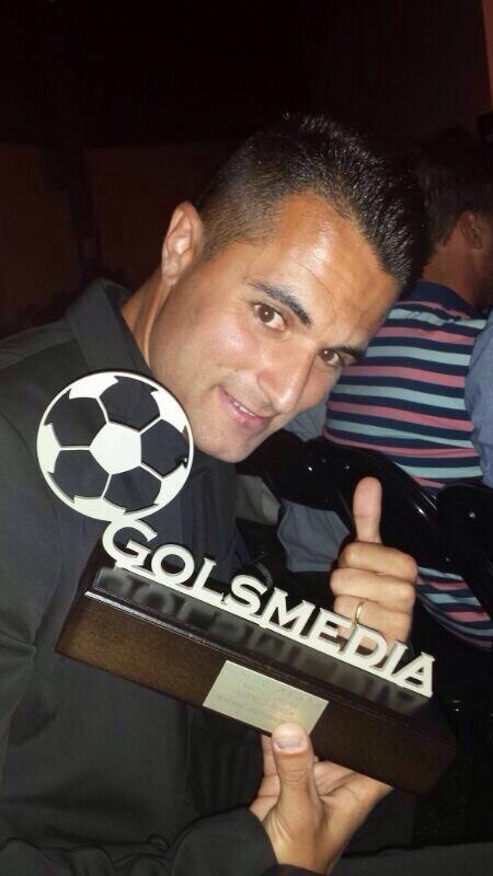 Representación del #LevanteFP en los premios @golsmedia con trofeo a mejor portero para Alfredo Pareja. ¡Enhorabuena!