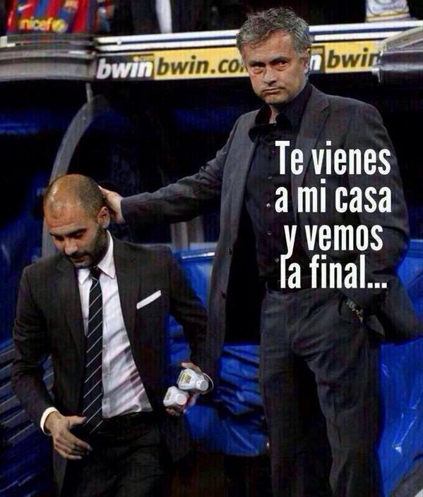 jossenarvaez's tweet photo. “@hernanorjuela: Enviada por un amigo. http://t.co/Q7MawJwThP” jajajajajaja @drsergioarada como te parece abrazo Doc!!!