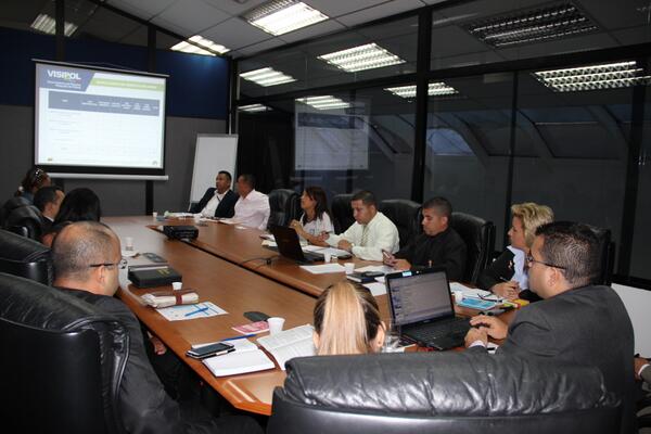 Visipol_MIJP's tweet photo. Efectuamos mesa técnica con cuerpos policiales del Eje Valles del Tuy (Entérate+) http://t.co/oEh8DpDEpc http://t.co/aJMNlWnd3N