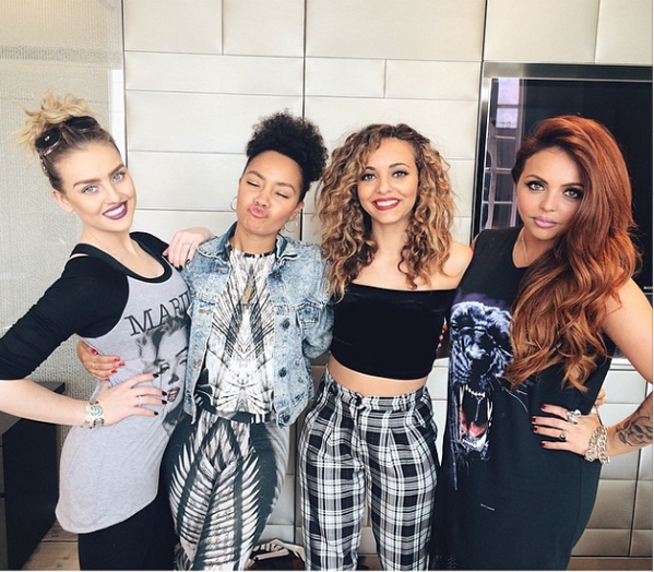 JustSimonCowell's tweet photo. .@LittleMix visiing the @syco offices today.  #PreorderSalute https://t.co/5qTfBhpW6K #Mixers http://t.co/KPMkJfXvtR