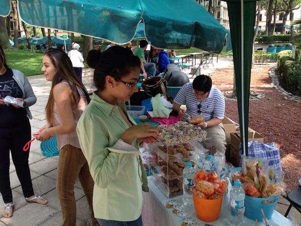 SACF20141's tweet photo. Ven a comer nuestros ricos bocadillos :) http://t.co/cuimzYZwth