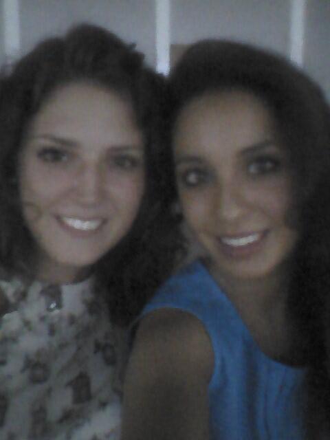 RocioMoreno08's tweet photo. Cuando llegue te voy a comer a besosss @EstefaniaFuster ! Muchismas felicidadeess princesaaaa :) http://t.co/XwgzOFTzOi