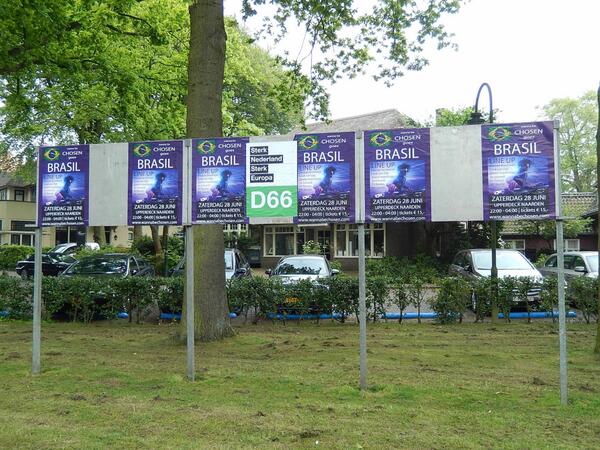#ikbenD66 Sterk Nederland, Sterk Europa, Sterk Brasil. De eerste verkiezingsposter hangt...en zo valt ie wel op
