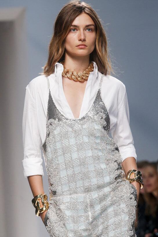 theinsiderpost's tweet photo. The 2nd #trend the team #TIP wanted to focus on today abt #jewelry was...to have a well-dressed neck! #CheckOurFb ;) http://t.co/B6szvsq1nA