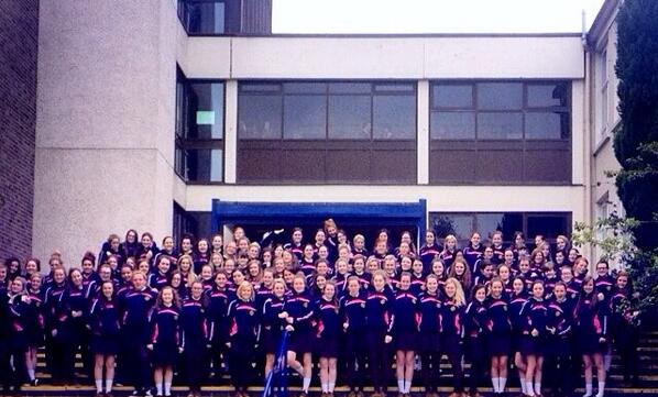 mariamcelroy's tweet photo. Love our hoodies 💗 #lgs #pink #classof14 http://t.co/bDZ0chLX98