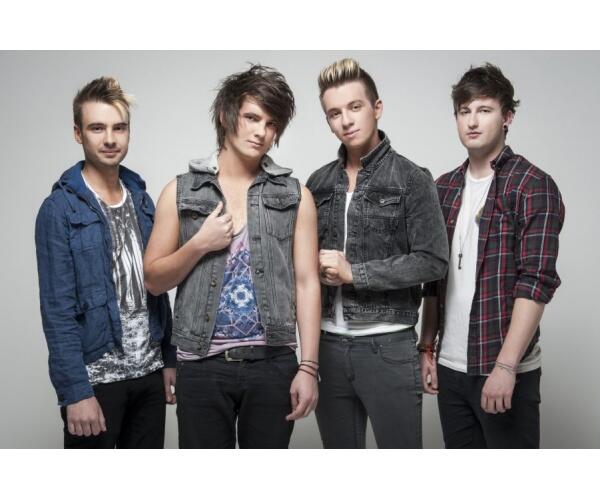 SoccerSix's tweet image. *CONFIRMED* for #SoccerSix LONDON &amp;amp; LEEDS &amp;gt;&amp;gt; @ROOM94! Tix: lovefootball.eu/tickets - RT!