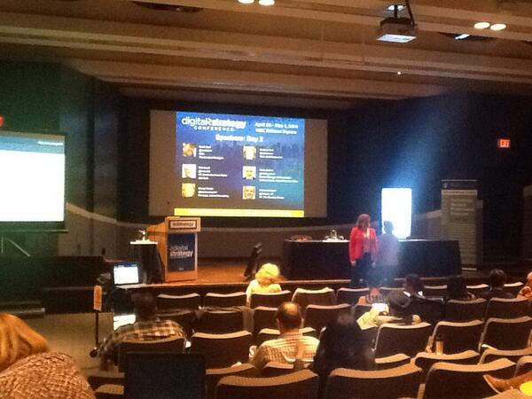 alvin_chow's tweet photo. @PostmediaSales Day 2 at the Vancouver Digital Strategy Conference http://t.co/ntoRMZ0Tde