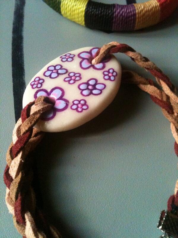 CarmenBohemian's tweet image. #LaHoraMagica117 #colorcolorArtesania tus #complementos