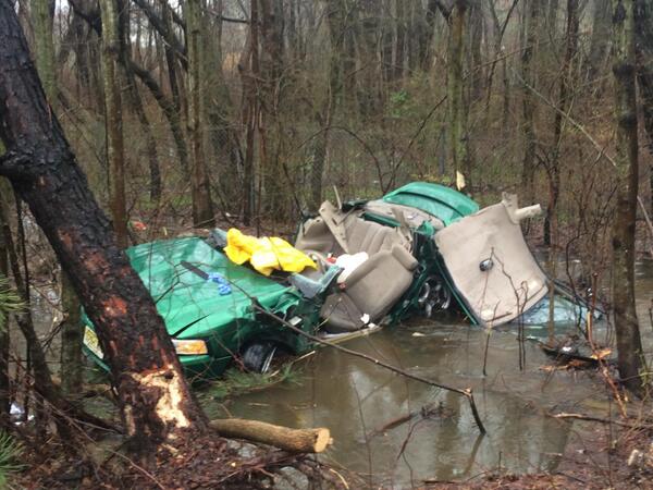 WanamassaFireCo's tweet image. Great job by the team extricating 3 from this single car MVA-thanks to our brothers from Wayside for mutual aid