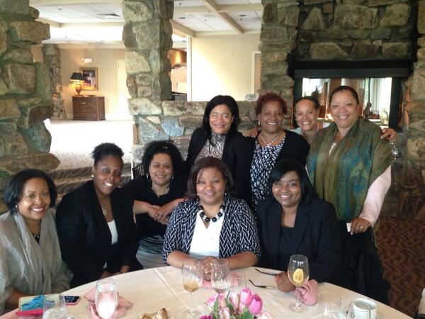 ItsKDL's tweet image. Wow. Sorors and friends for 25 years and counting.#AKAlove #MuDelta #GWU