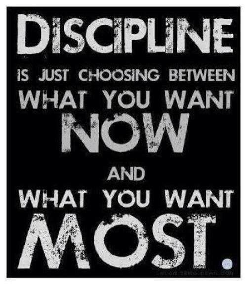 mlndlrbill's tweet photo. Simple truth. This is the difference between SUCESS and mediocrity #DNA4Success #LifeisSales http://t.co/s6Q9YKpMV3
