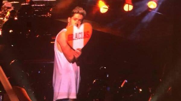 EsthefanOrdaya's tweet image. Que rico español habla Niall. #OneDirectionBackToPeru