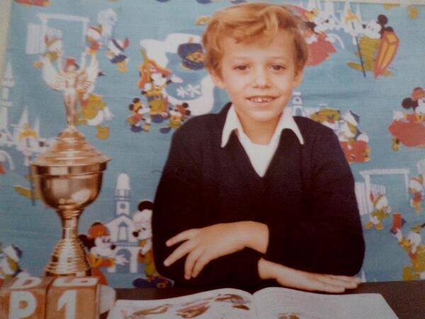 soyclaudiotv's tweet image. Pues ahi les va una foto de cuando era niño y chimuelo #FelizDiadelNiño