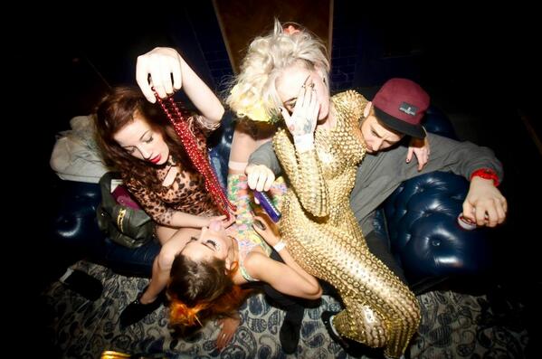 PartyDecadence's tweet photo. Live motha fukas' http://t.co/EjJxcdlheP
