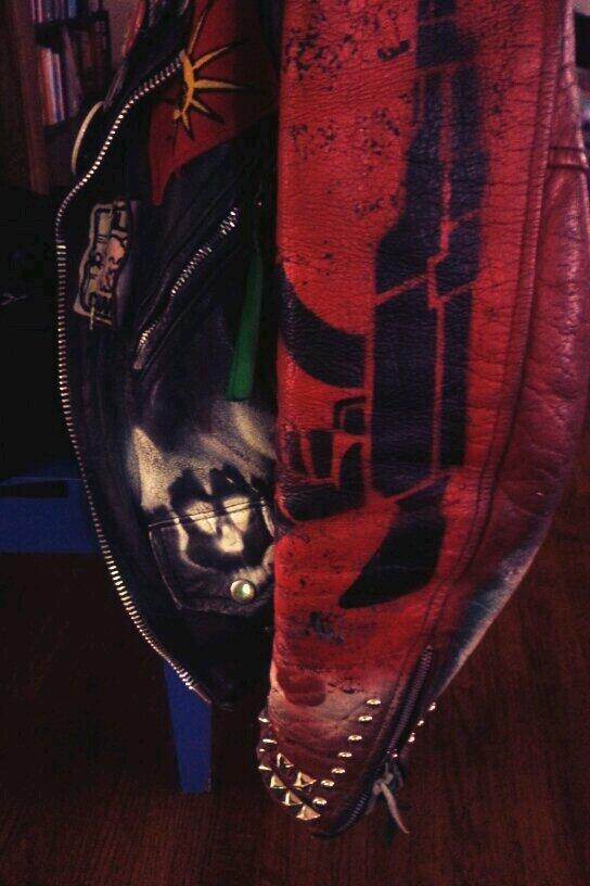 JoeGalarza's tweet image. Armor of Resistance #Nativeresistance #Resisttoexist #Nativeart #geneticwindsongs