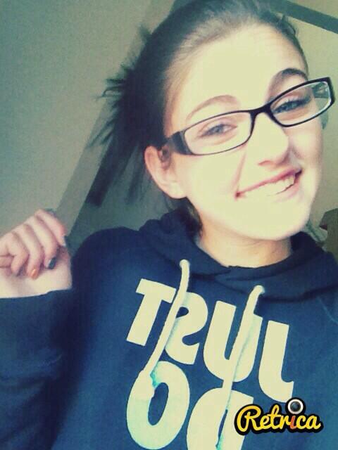 CodyPierce12's tweet photo. #wcw @destiineemarie ❤️ http://t.co/FU3Qtu4bun