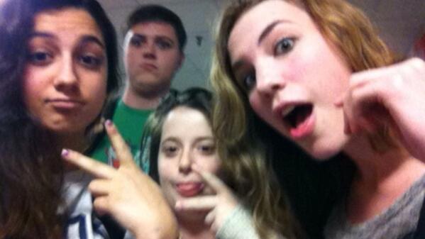LilyClaire_'s tweet photo. The ap world selfies @mccorkle_megan http://t.co/21xm8Uh0lF