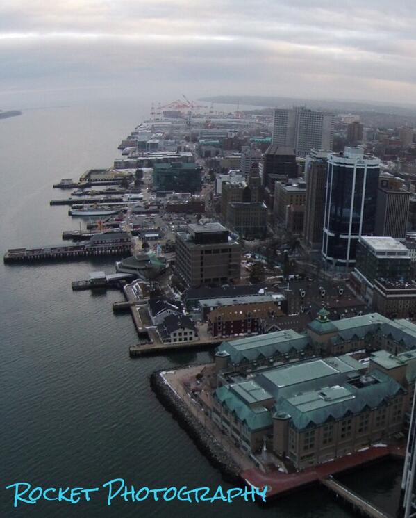haligonia's tweet photo. RT @sack_vegas: Beauty! RT @iamRyanWhitman: #Halifax #harbour #LowerWaterStreet http://t.co/GfkTea8c2V
