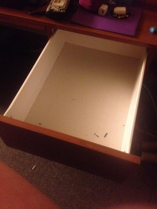 hollyannsipe's tweet image. This is how done with school I am. #halfpacked