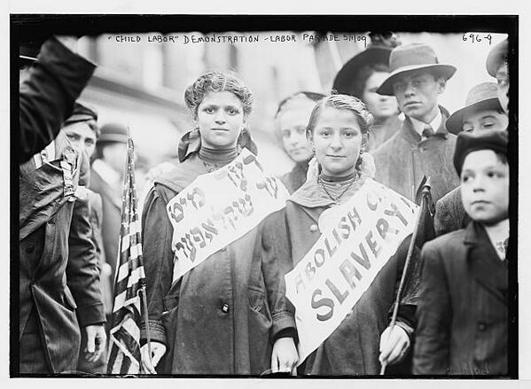 Paul Mason (@paulmasonnews) on Twitter photo Happy May Day! Happy May Day!