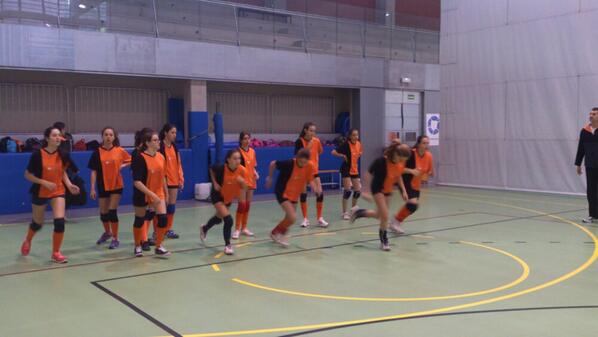 EPClaver's tweet photo. Escalfant motors! Claver vs Villafranca de los Barros. Anims noies!! http://t.co/yFj4QqIU81