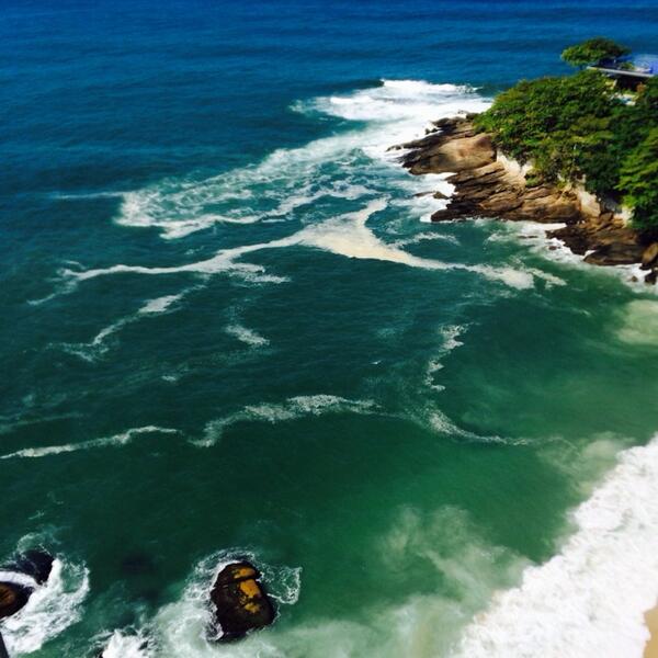 How gorgeous is Rio?? #NEONLIGHTSTOURSA