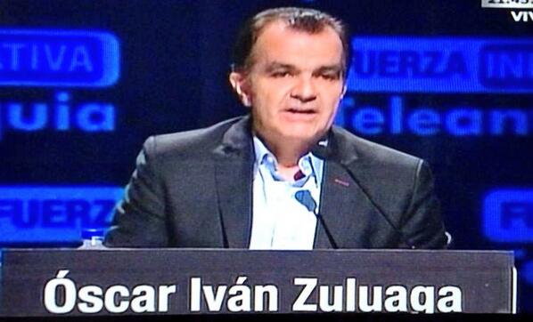 PaolaHolguin's tweet photo. Quedó demostrado conocimiento de #ZuluagaPresidente de la problemática y soluciones para Urabá http://t.co/AzFmh3PiDt