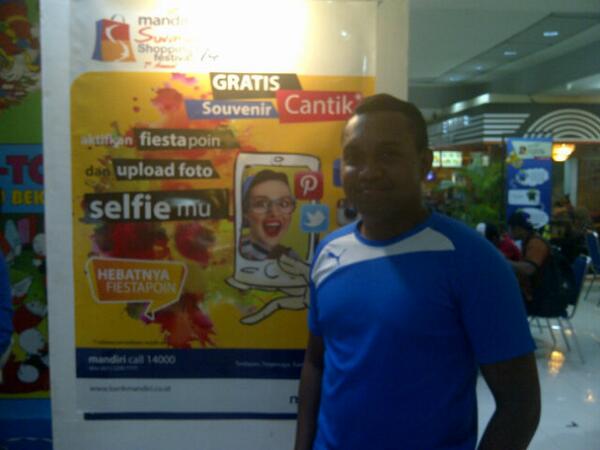 philoz436's tweet photo. Makasiiihhh bank mandirii http://t.co/PpNtrBEowi