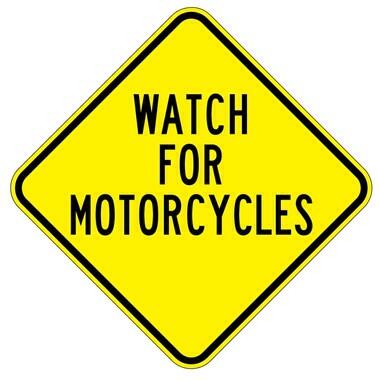May is motorcycle awareness month.
 
#motorcycle
#motorcycleawareness
#looktwiceandsavealife
  
.