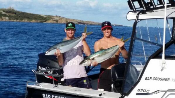 CameronWhite152's tweet photo. @SpottersSunnies #montagueisland #surfaceaction @shero31 http://t.co/1Qy0OhJOFN