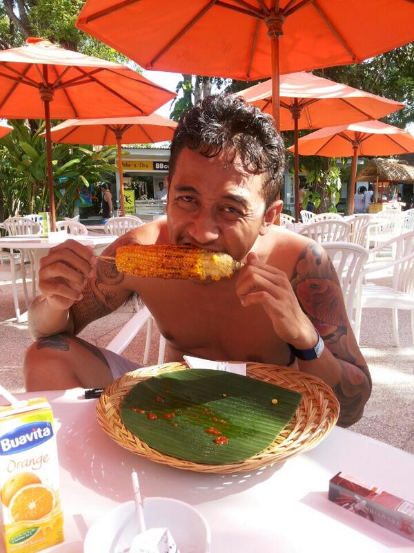 Swimming.... (at @WaterbomBali w/ 5 others) 4sq.com/1pRyrZ2